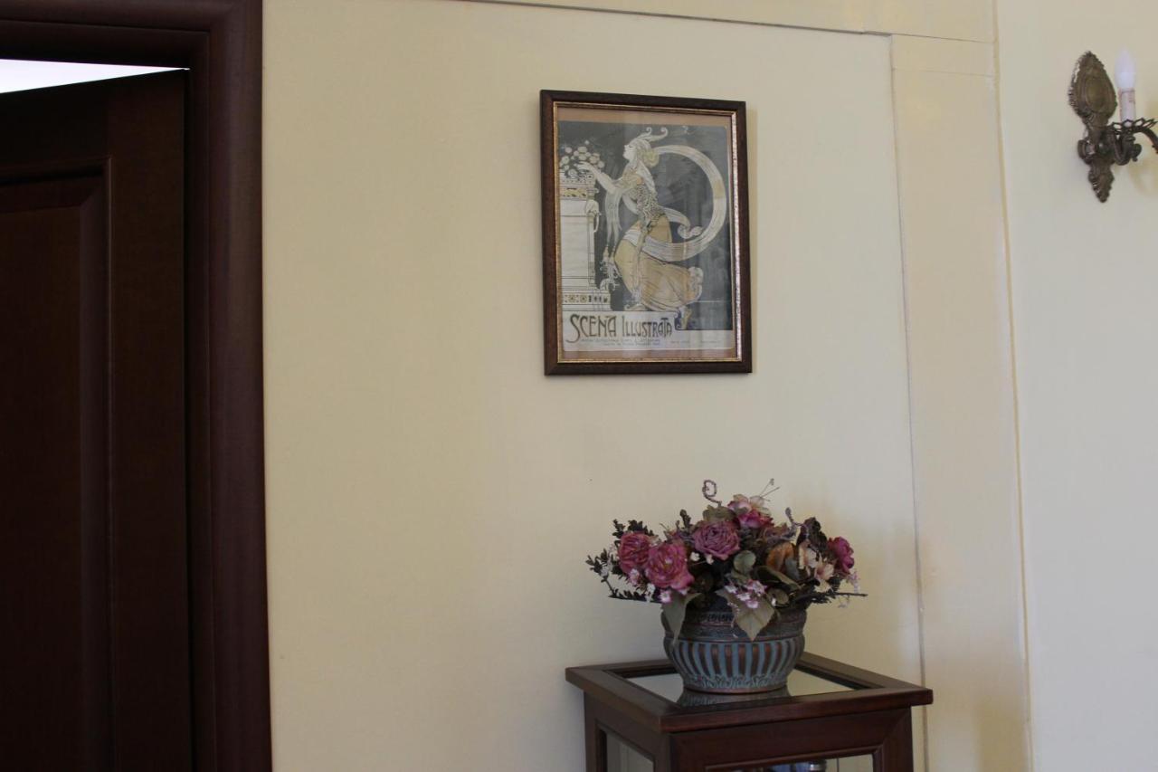 B&B Palazzo Pancaro Altomonte Luaran gambar